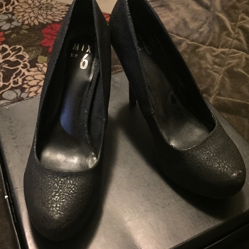 Black platform sexy heels